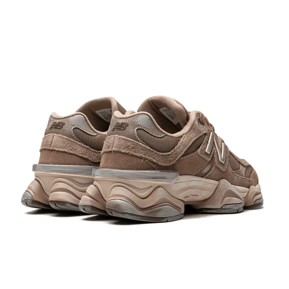 New Balance 9060 Mushroom